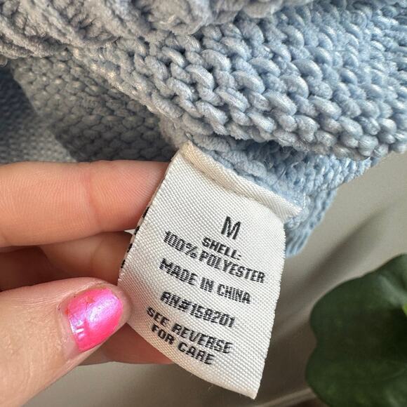 Baby blue cropped Daisy embroidered sweater - Picture 4 of 4